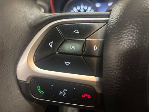 Used 2021 Jeep Compass Trailhawk AWD/4WD image 26