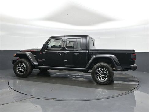New 2025 Jeep Gladiator Rubicon image 7