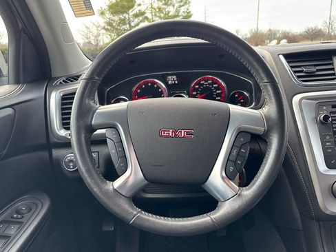 Used 2016 GMC Acadia SLE image 23