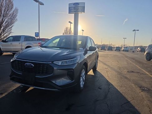 Used 2024 Ford Escape Active w/ Cold Weather Package image 1