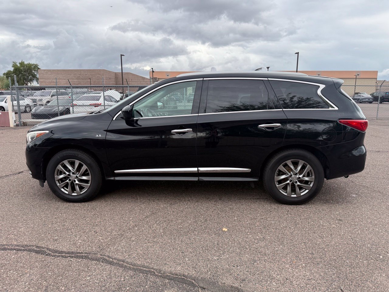 Used 2014 INFINITI QX60 FWD w/ Premium Plus Package image 8