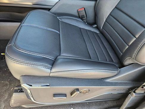 New 2025 Ford F150 Platinum w/ Equipment Group 702A High image 4