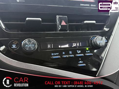 Used 2023 Toyota Camry XSE image 28