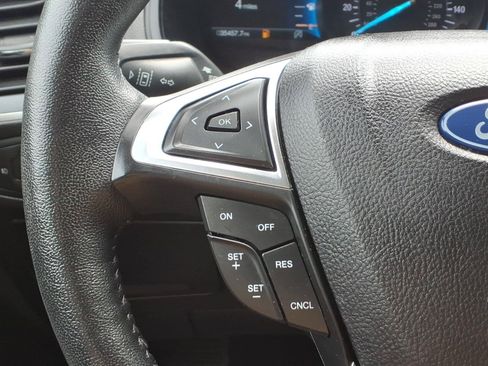 Certified 2022 Ford Edge SEL w/ Convenience Package AWD/4WD image 17