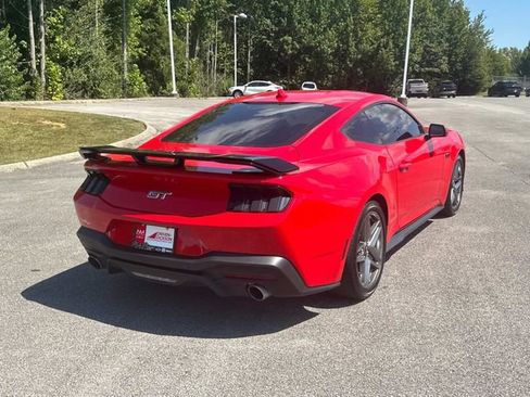 Used 2025 Ford Mustang GT Premium RWD image 4