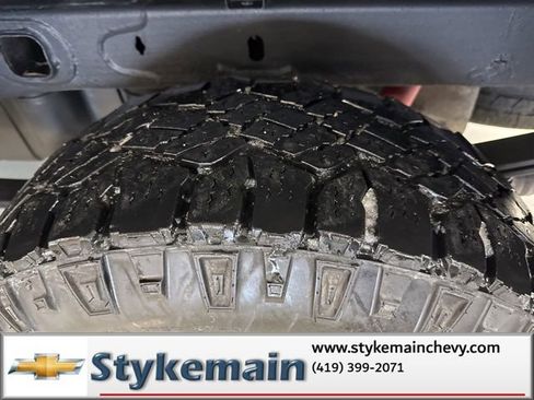 Used 2022 Chevrolet Silverado 1500 Custom Trail Boss w/ Midnight Edition image 9