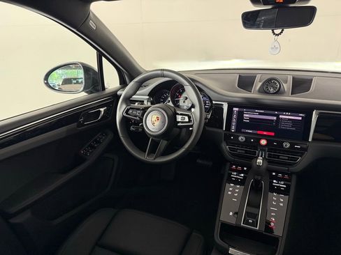 New 2025 Porsche Macan image 20