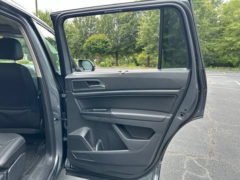 Used 2019 Volkswagen Atlas SEL FWD image 49
