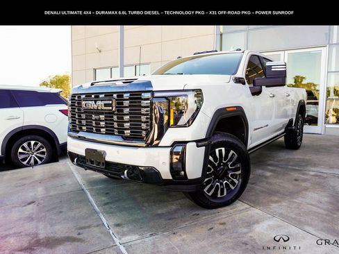 Used 2024 GMC Sierra 2500 Denali Ultimate AWD/4WD image 1