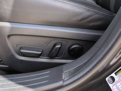 Used 2025 MAZDA CX-50 AWD 2.5 S w/ Premium Package image 14