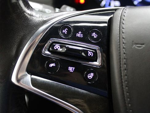 Used 2020 Cadillac Escalade ESV Platinum AWD/4WD image 45