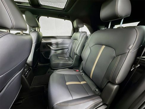 New 2026 MAZDA CX-90 3.3 Turbo w/ Premium Plus Pkg image 4