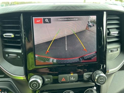 New 2026 RAM 1500 Express AWD/4WD image 15