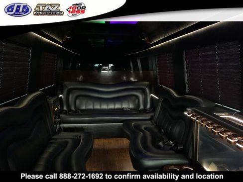 Used 2016 Mercedes-Benz Sprinter 2500 image 16