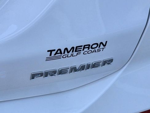 Used 2023 Chevrolet Equinox Premier image 44