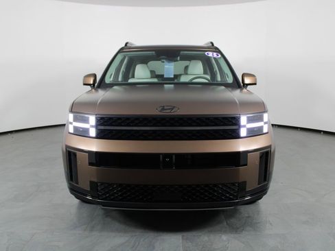 Used 2025 Hyundai Santa Fe Calligraphy image 12