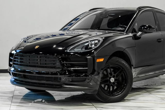 Used 2020 Porsche Macan AWD/4WD image 7