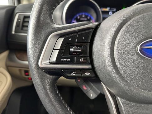 Used 2018 Subaru Outback 2.5i Limited AWD/4WD image 15