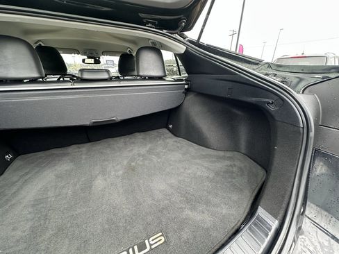 Used 2022 Toyota Prius LE image 34