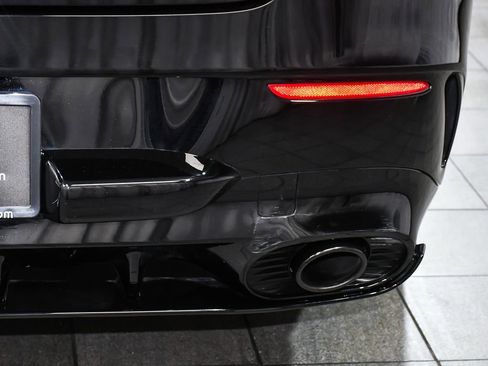 Used 2023 Mercedes-Benz CLA 35 AMG 4MATIC w/ AMG Aerodynamic Package image 91