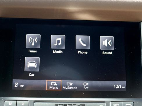 Used 2017 Porsche Macan S image 44