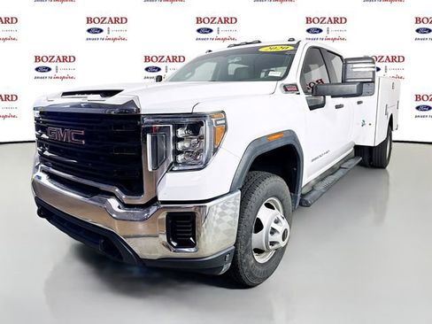 Used 2020 GMC Sierra 3500 4x4 Crew Cab w/ Convenience Package image 4