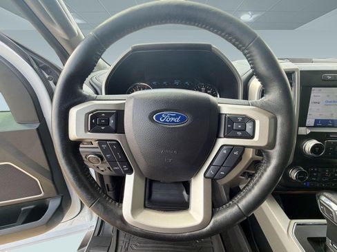 Used 2019 Ford F150 Lariat w/ Equipment Group 502A Luxury image 15