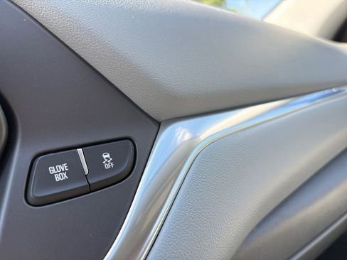 Used 2021 Chevrolet Blazer LT FWD image 25