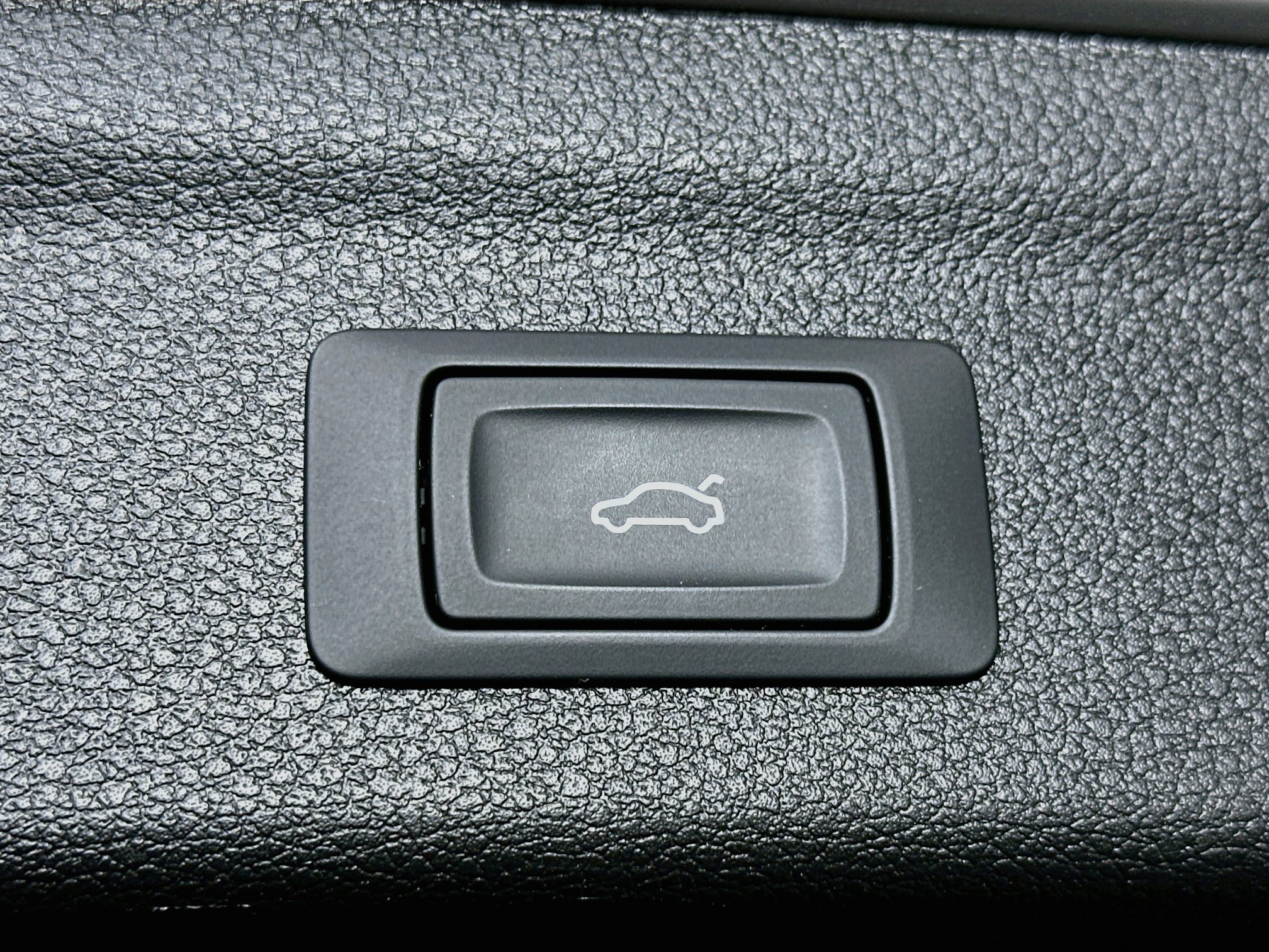 Used 2025 Audi Q3 2.0T Premium AWD/4WD image 30