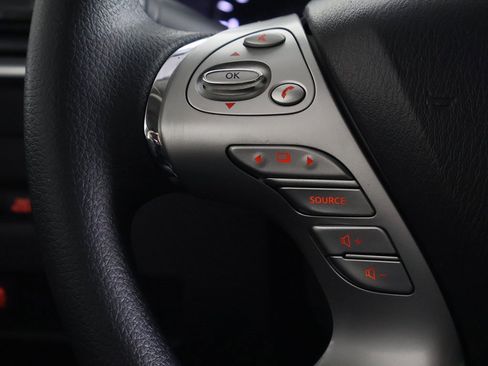 Used 2018 Nissan Murano S image 33