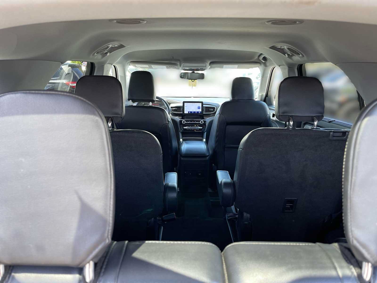 Used 2022 Ford Explorer Limited w/ Equipment Group 301A RWD image 28