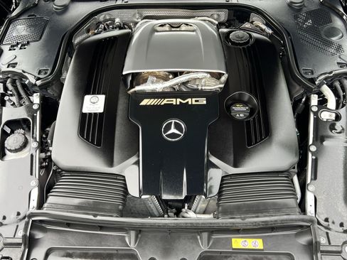 Certified 2022 Mercedes-Benz SL 55 AMG 4MATIC w/ Driver Assistance Package image 34