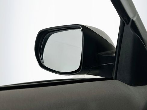 Used 2018 Honda HR-V LX image 16