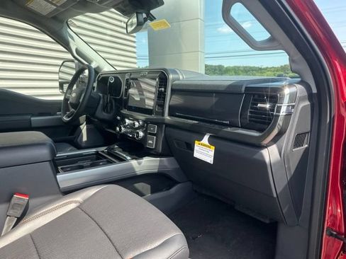 New 2026 Ford F250 Lariat w/ Black Appearance Package AWD/4WD image 34