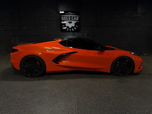 Used 2021 Chevrolet Corvette Stingray Premium Cpe w/ Z51 Performance Package RWD image 7