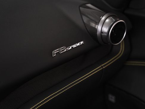 Certified 2022 Ferrari F8 Tributo RWD image 54