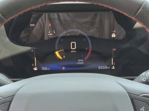 Used 2025 Chevrolet Trax RS w/ Driver Confidence Package image 35