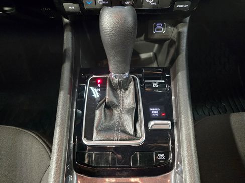 Used 2025 Jeep Compass Sport image 30