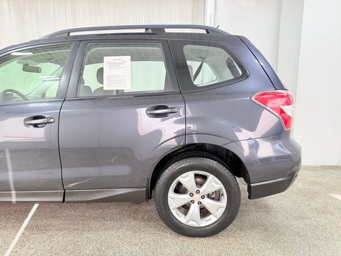 Used 2015 Subaru Forester 2.5i w/ Alloy Wheel Package image 5