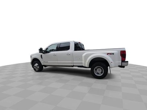 Used 2020 Ford F350 Lariat w/ Lariat Ultimate Package AWD/4WD image 6