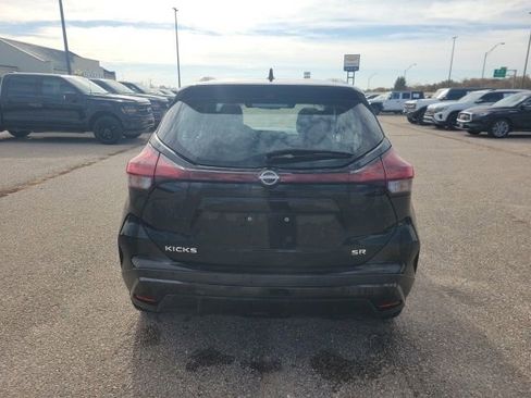 Used 2024 Nissan Kicks SR image 21