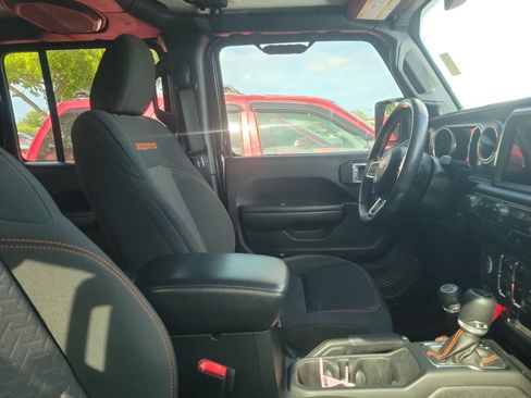 Used 2021 Jeep Gladiator Mojave image 9