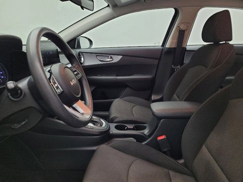 Used 2022 Kia Forte LXS w/ LXS Technology Package image 17