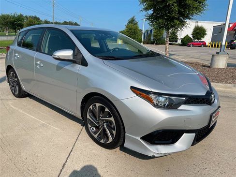 Used 2017 Toyota Corolla iM w/ All-Weather Mat Package FWD image 12