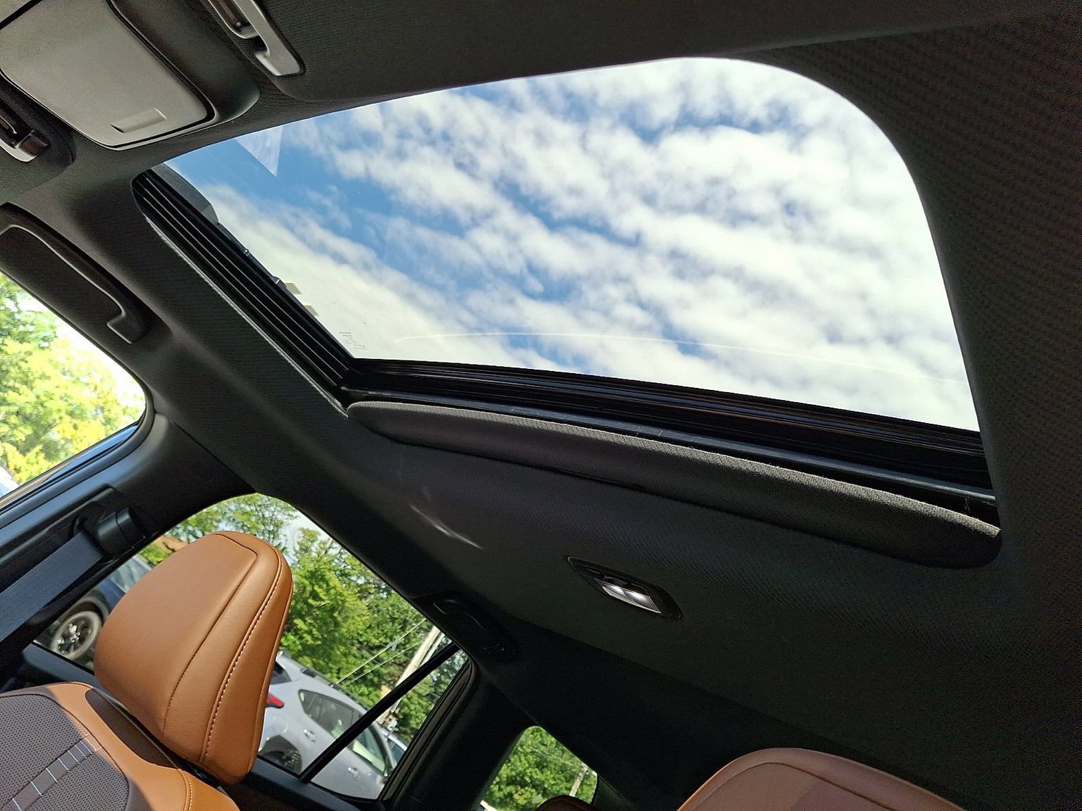 New 2026 Subaru Outback Touring AWD/4WD image 7