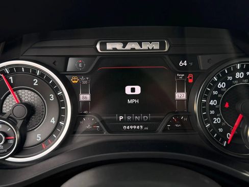 Used 2022 RAM 1500 Big Horn AWD/4WD image 13