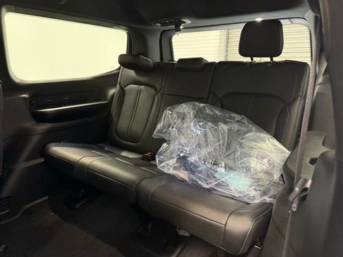 New 2026 Jeep Grand Wagoneer Limited image 17