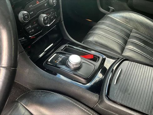 Used 2020 Chrysler 300 S AWD/4WD image 15