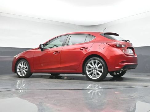 Used 2017 MAZDA MAZDA3 Touring FWD image 14