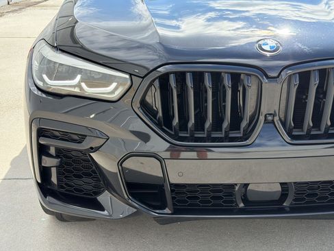 Used 2022 BMW X6 xDrive40i w/ M Sport Package AWD/4WD image 12